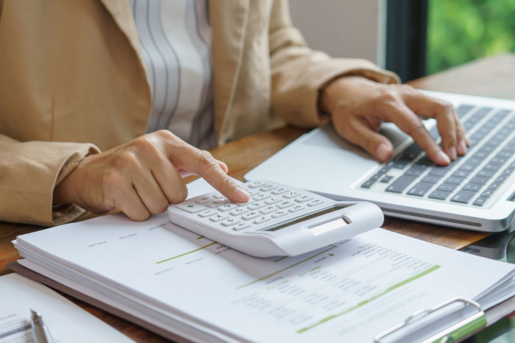 When to stop DIY in business